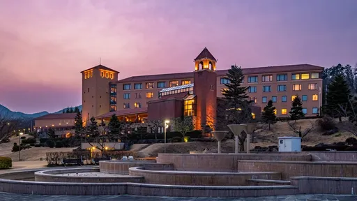 フルーツパーク富士屋ホテル